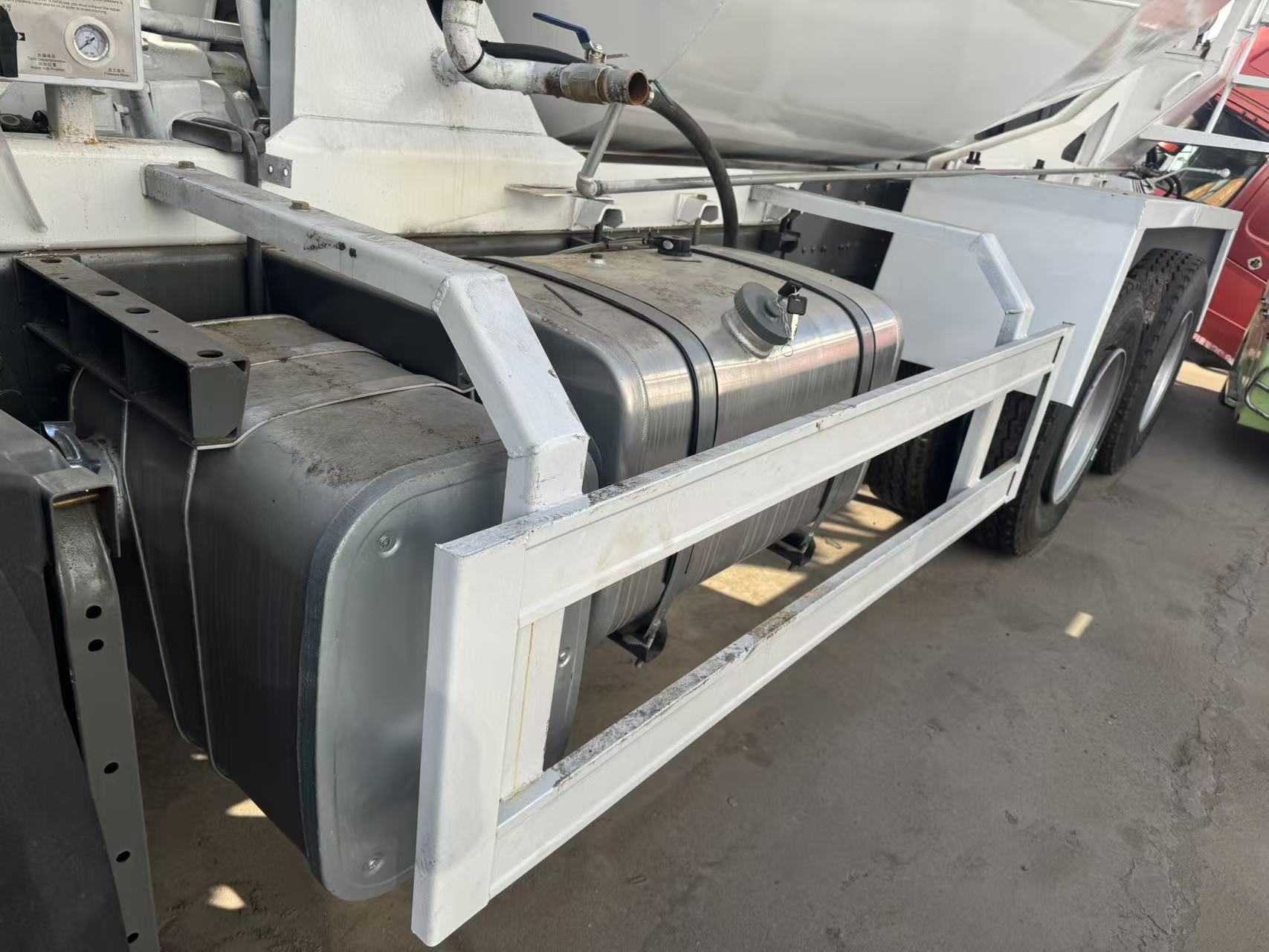 Howo NX Concrete Mixer Truck