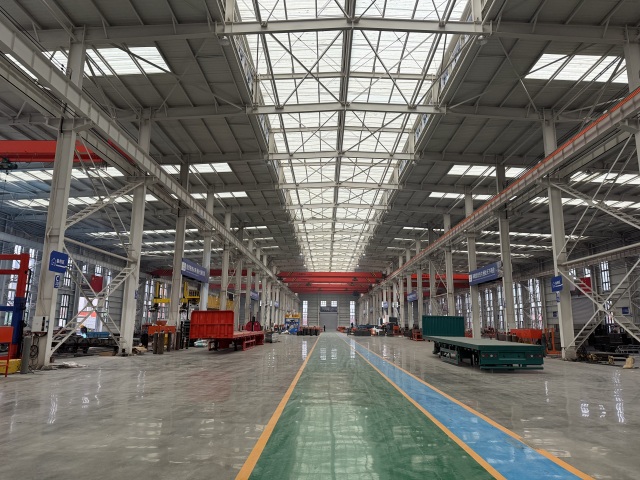 servizi di riparazione di autocarri pesanti usati