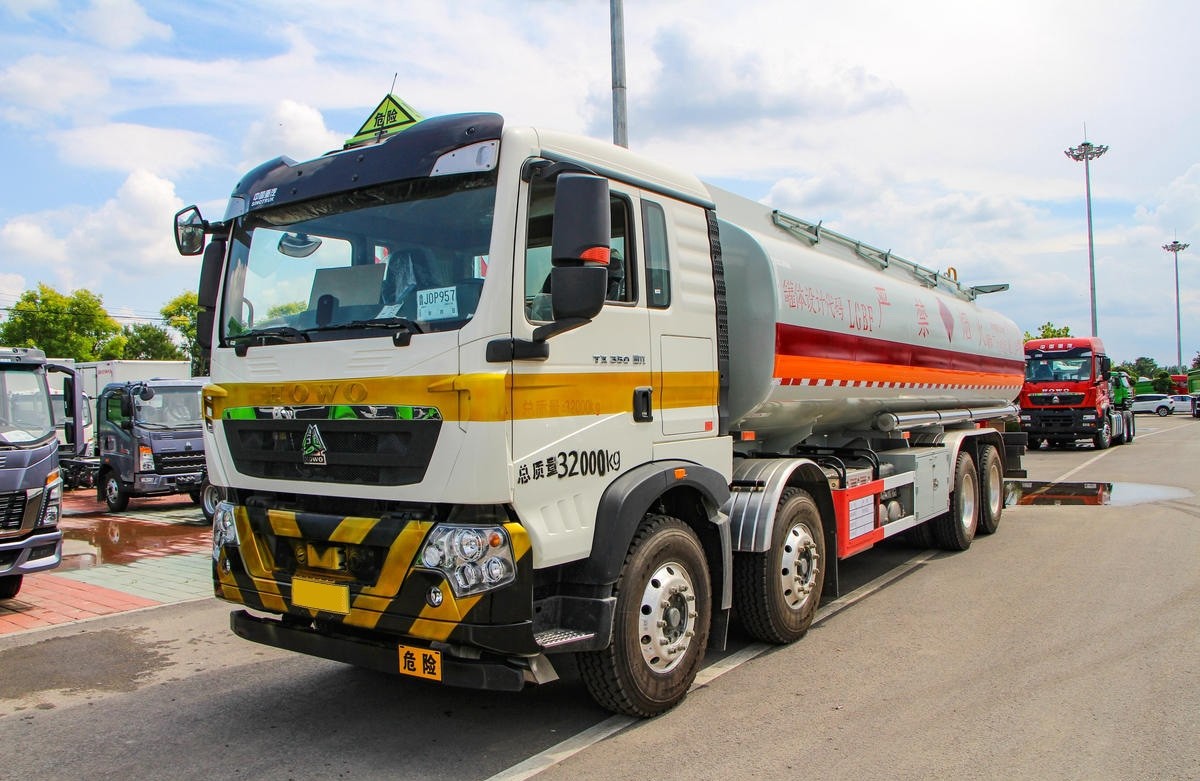 Howo TX Tank Truck