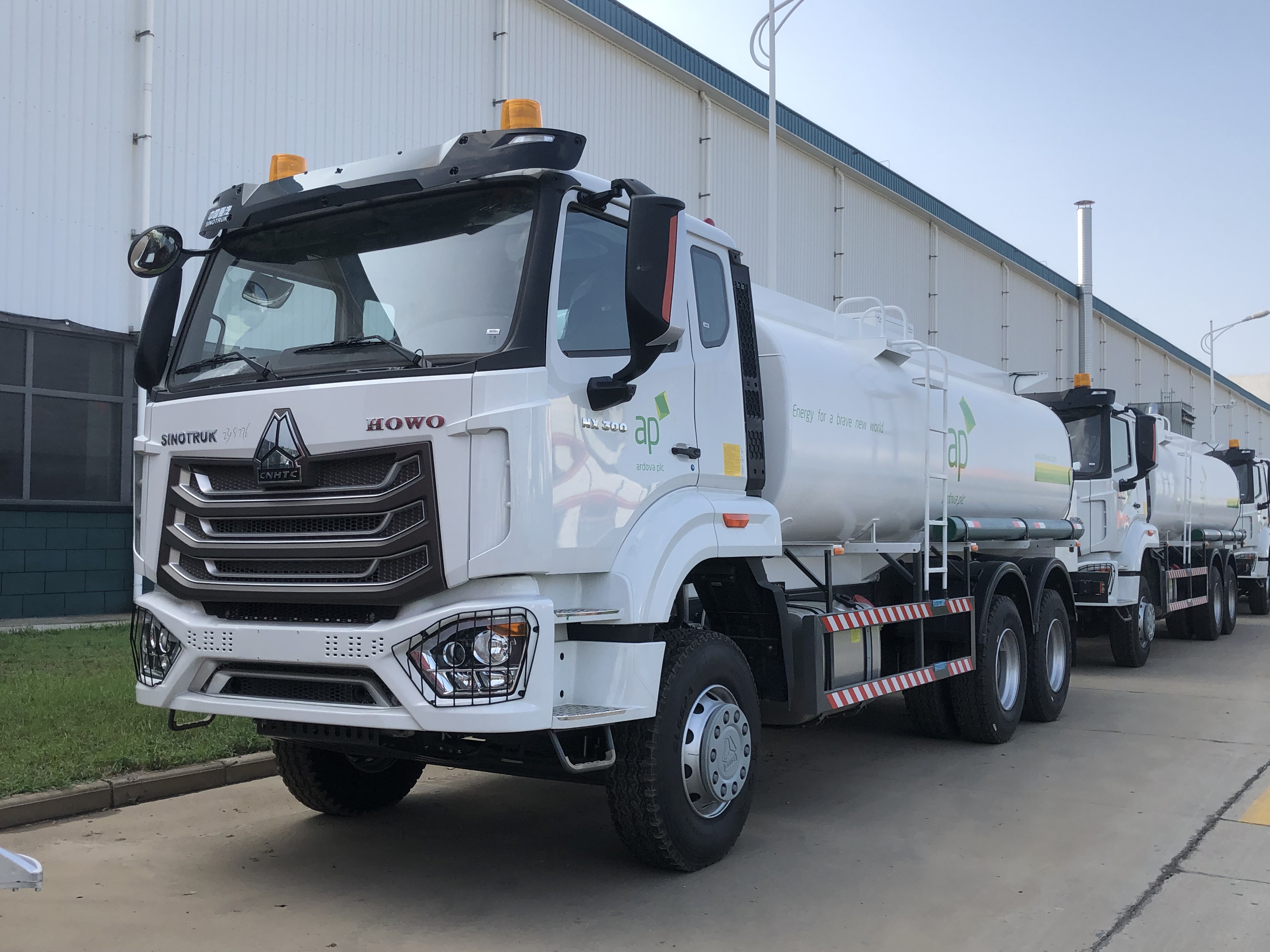 Howo NX Fuel Tank Truck