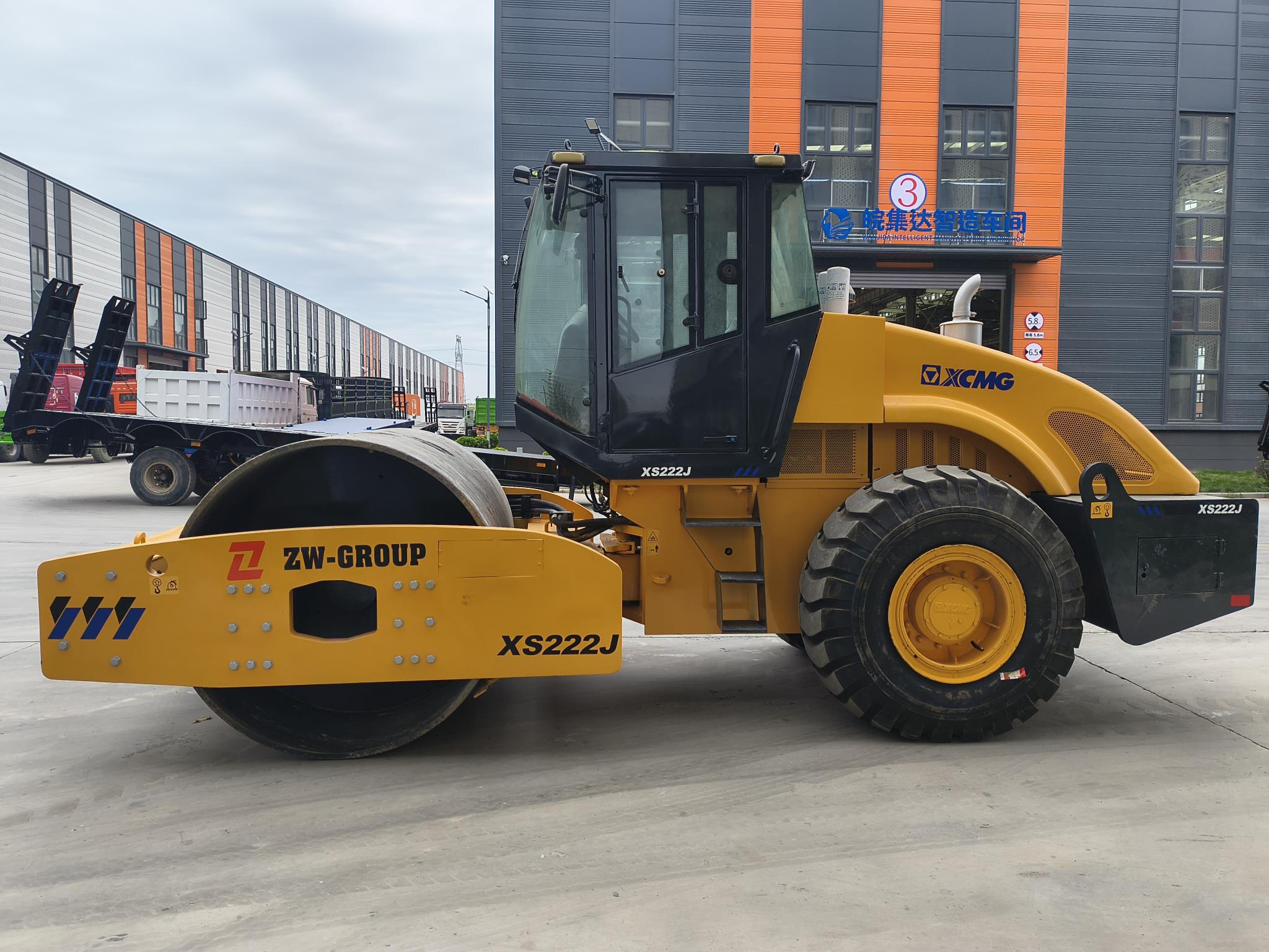 XCMG XS222J Road Roller