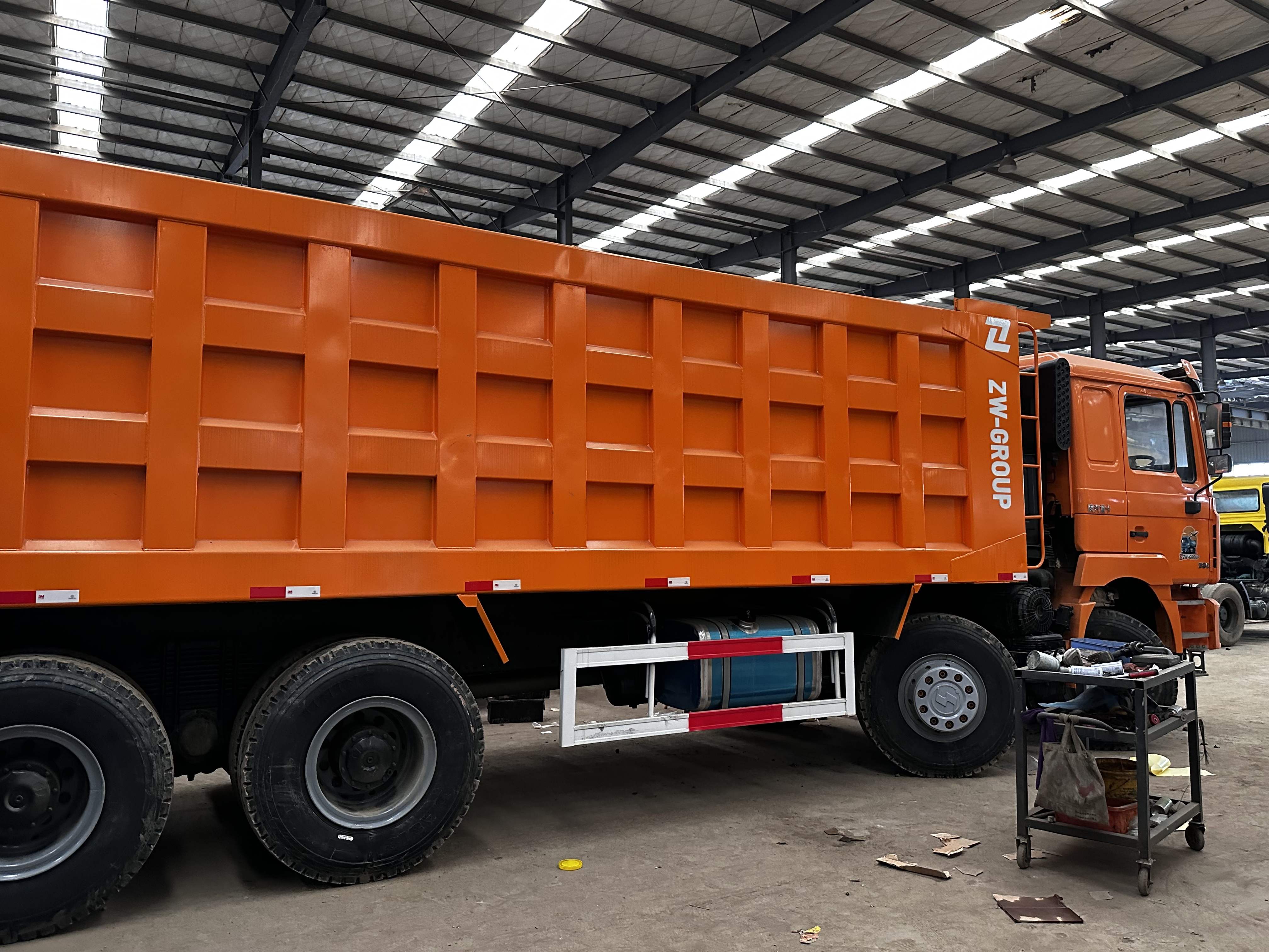 Shacman 8x4 Dump Truck Price
