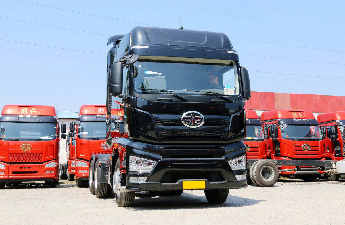 6x4 tractor truck for sale