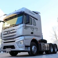 FAW J7 560hp 6X4 Tractor Truck