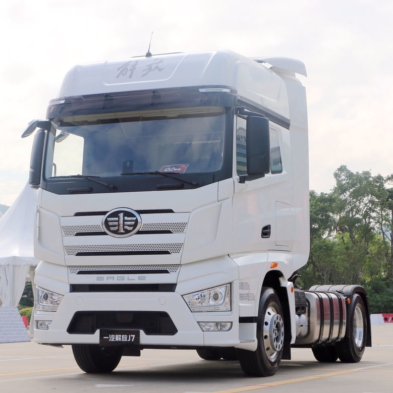 FAW J7 550hp 4X2 Tractor Truck