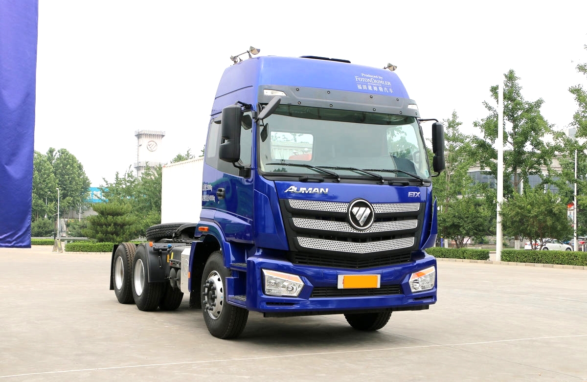 Foton ETX Tractor Truck