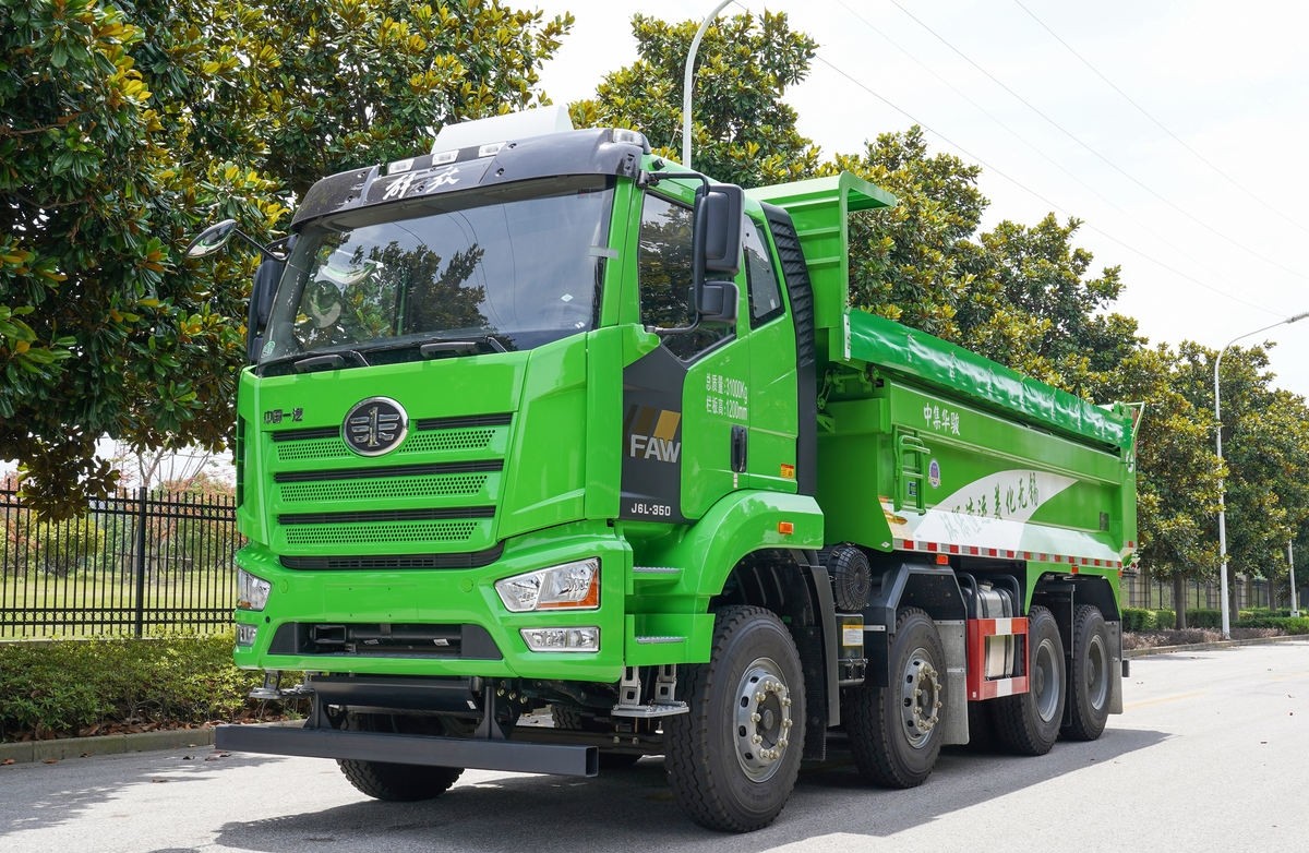 FAW J6M Dump Truck