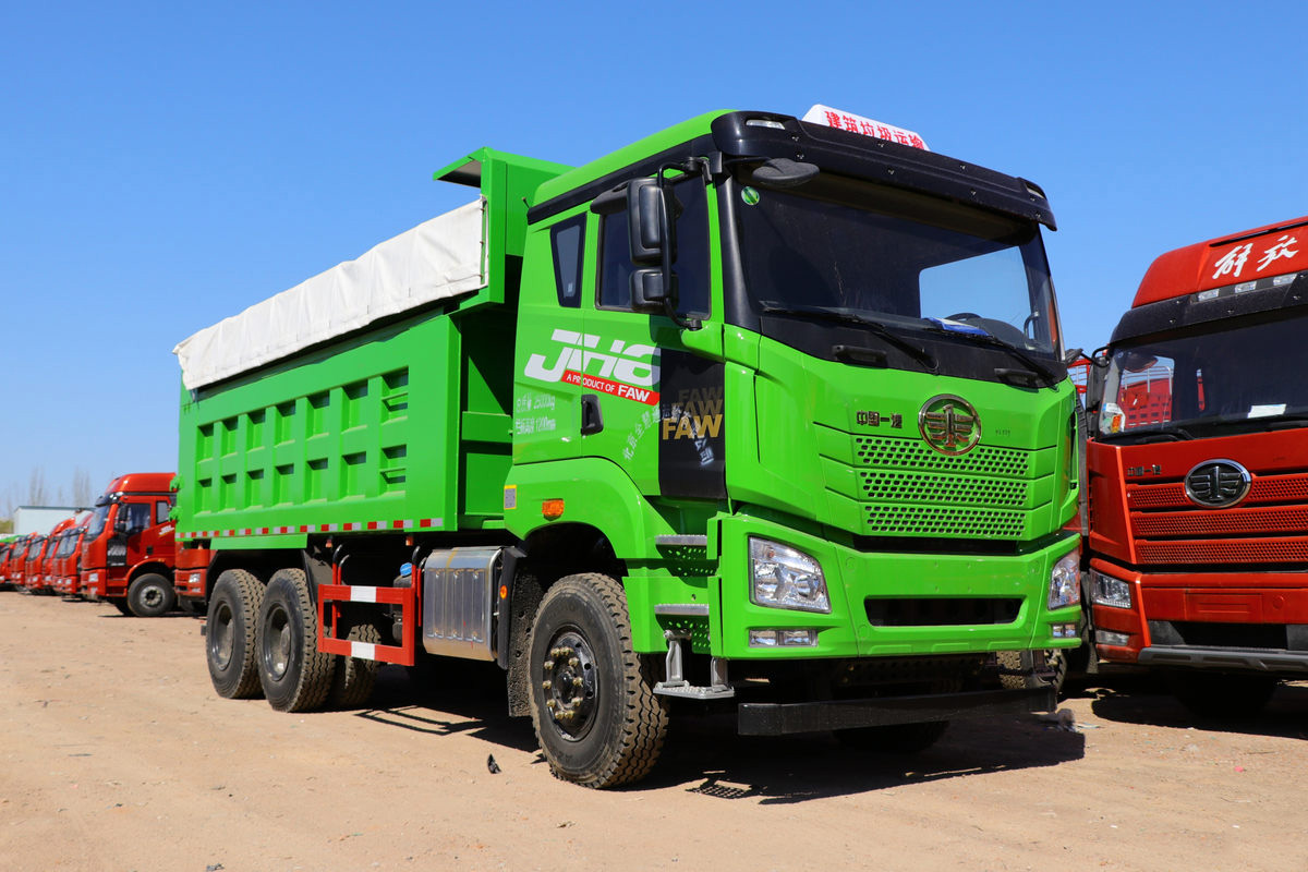 FAW J6P Dump Truck