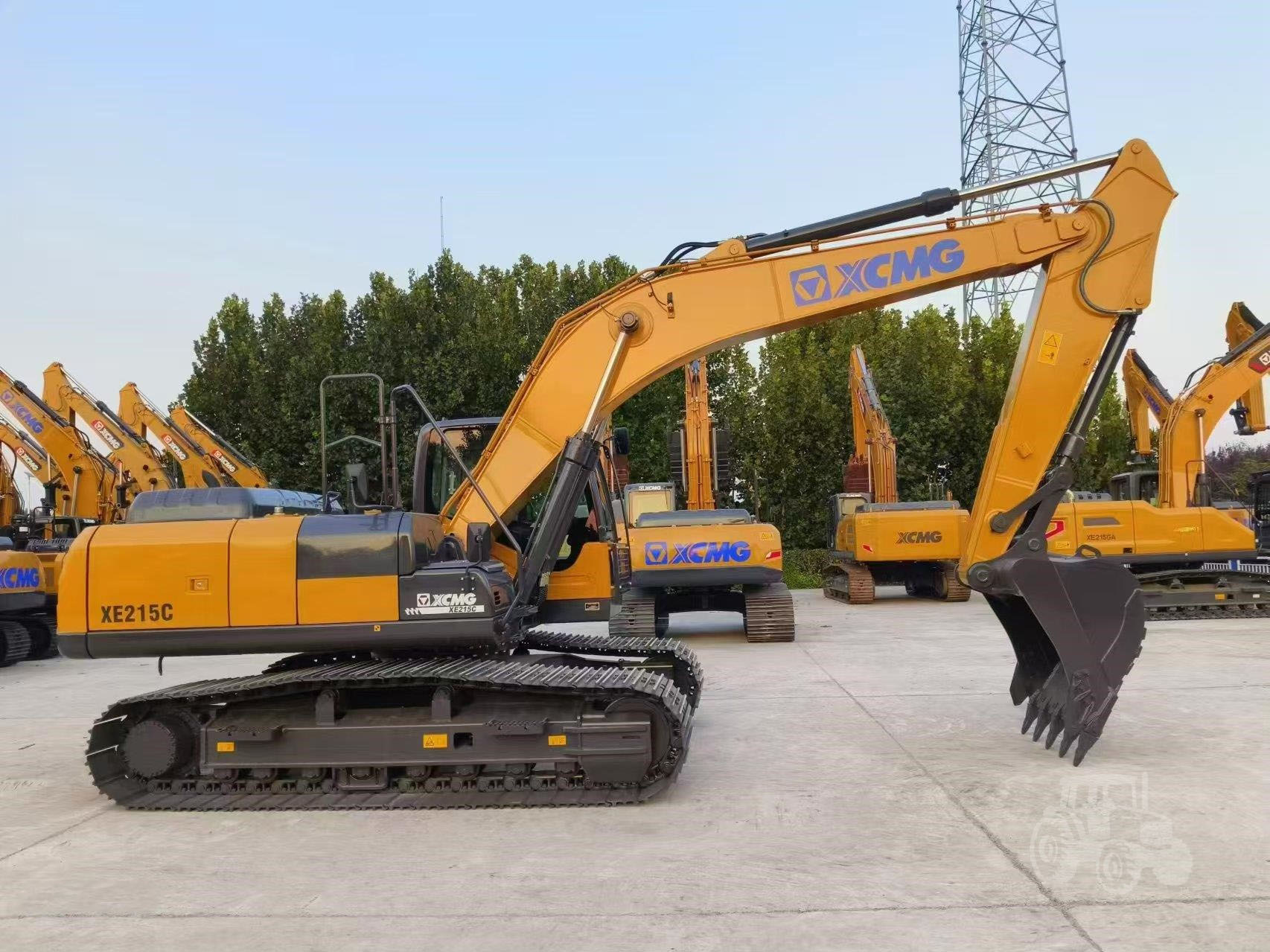 XCMG XE215 Excavator XCMG XE215 Excavator