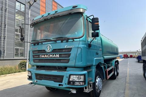 Why Shacman F3000 Water Tanker Truck Simplifies Large-Scale Liquid Logistics
