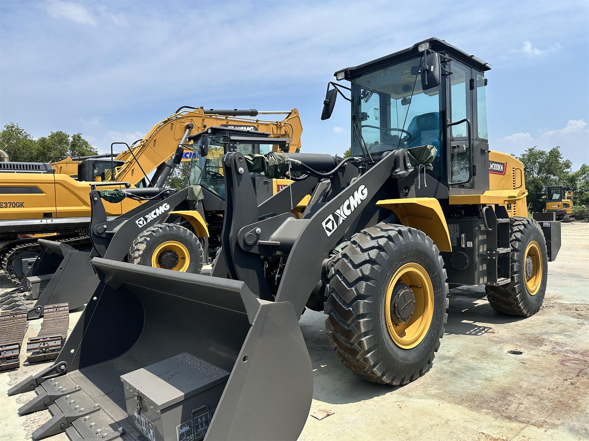 XCMG LW300FN wheel loader