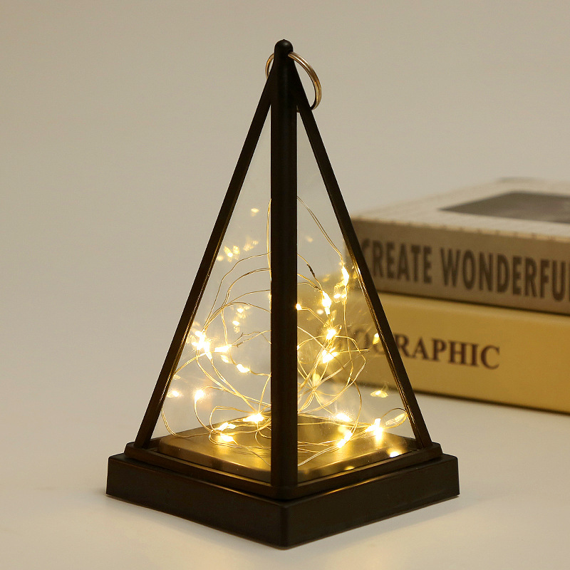 Triangle wind lamp