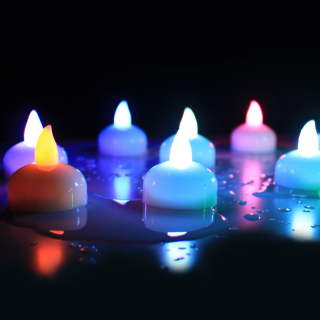 Bougies chauffe-plat LED sans flamme colorées à eau flottante