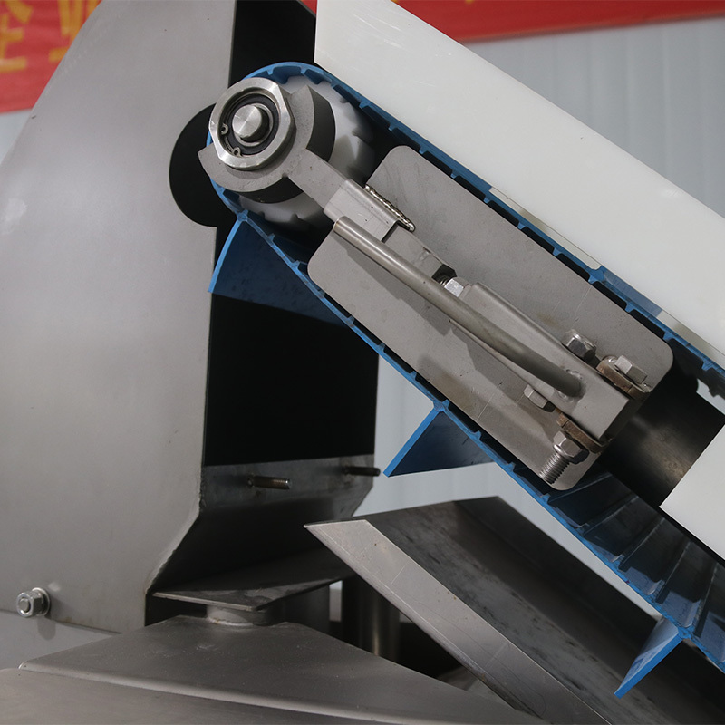 Automatic Meat Shredding Flouring Machine