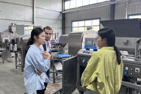 Mexican Customer Visit for Forming Machine and Dicing Line