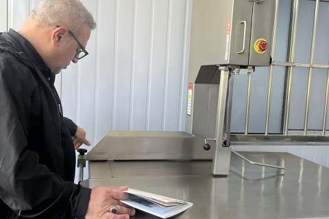 Australian Customer Visits Henco for Bone Sawing Machines