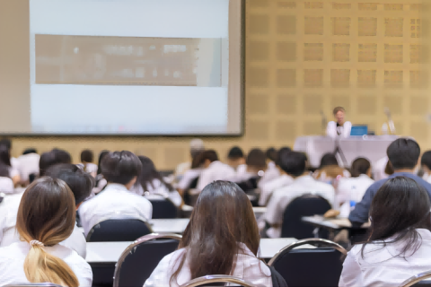 Actively organize employees to participate in training