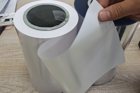 Cách chọn nhà sản xuất màng PVC tốt