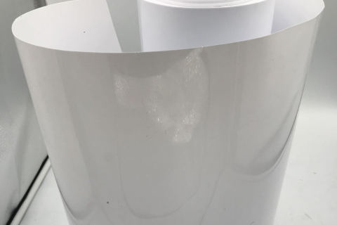 Kako se PET razlikuje od drugih vrst plastike