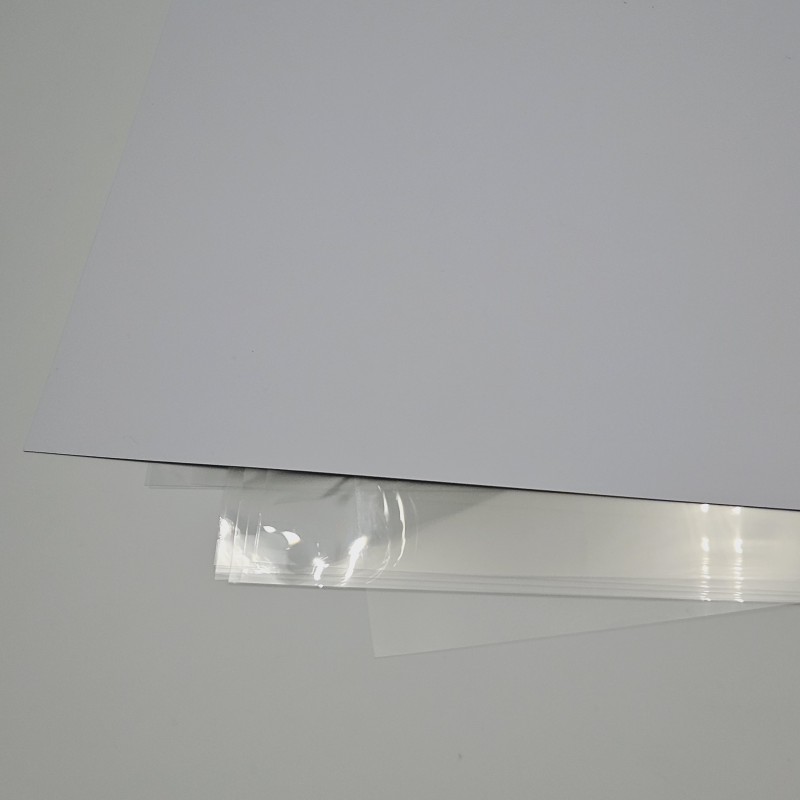 Feuilles rigides en PVC transparent pour la fabrication de chaussures cloquées