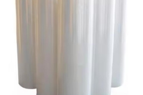 Raztegljiva folija za živila, ki ohranja svežino