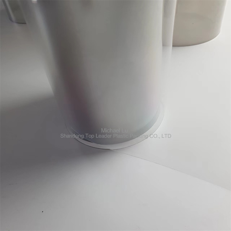 Transparent PET sheet for vacuum molding Anti-adhesion of finished products