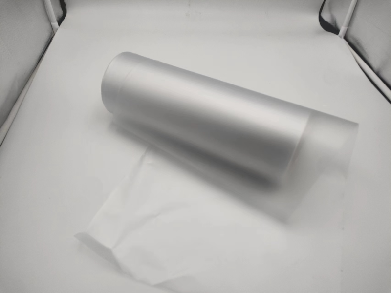 Mehka matirana 200 mikronska PVC folija iz plastike v zvitkih