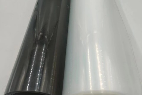 Film rigide PP pour le formage sous vide de plateaux/tasses