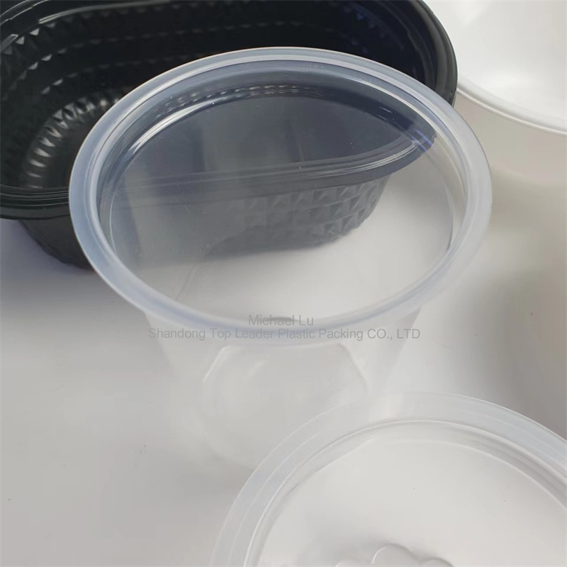 Hochtransparenter PP-Becher aus Neumaterial in Lebensmittelqualität