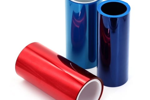 Film composite rigide PS/PE pour emballage cosmétique