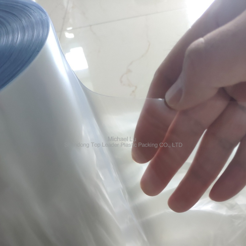 0,3 mm prozorna-svetlo-modra-pvc-rola