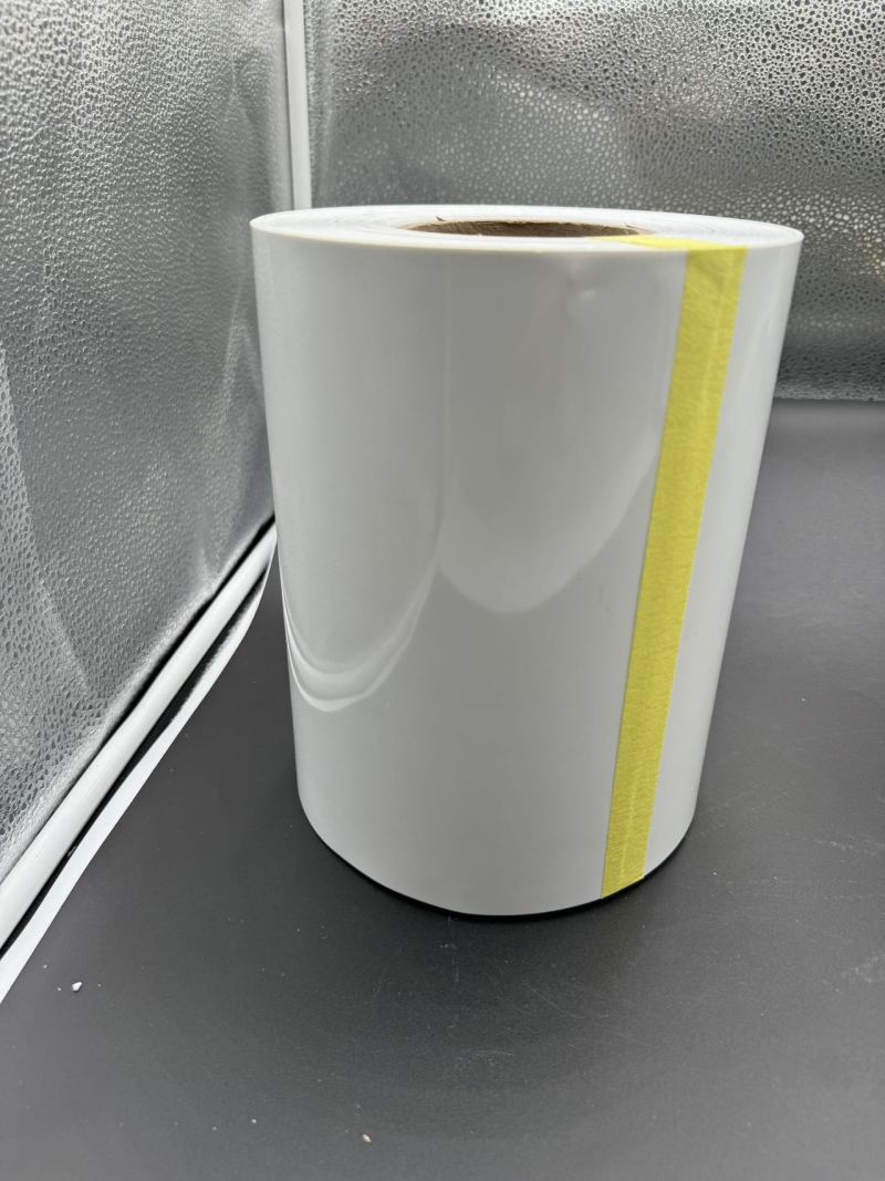 TL-PVC-0031Phim PVC trắng: Ứng dụng linh hoạt trong nhiều lĩnh vực