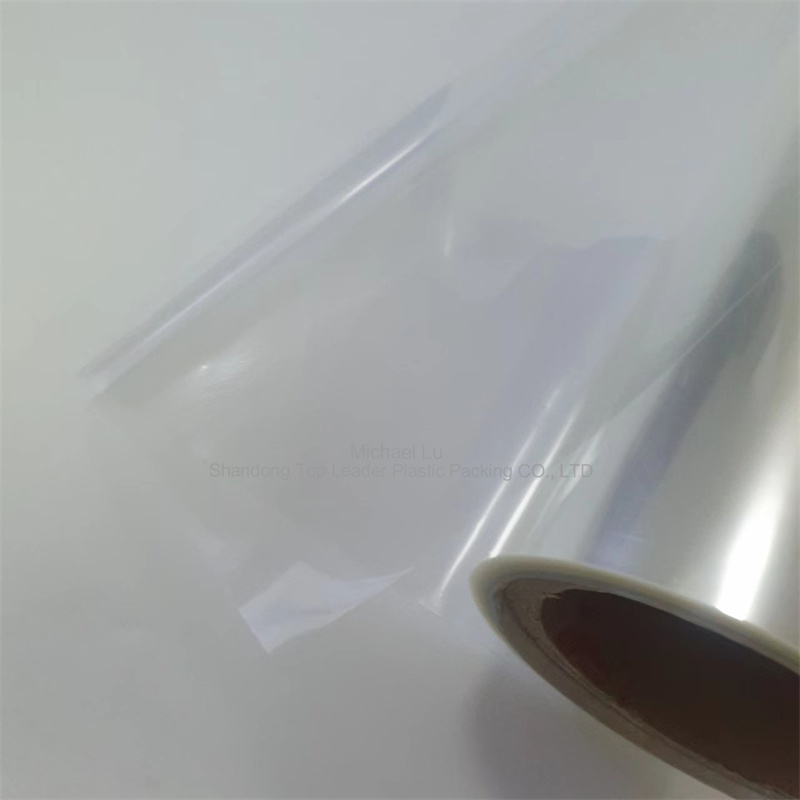 Film polyester transparent à orientation biaxiale BOPET