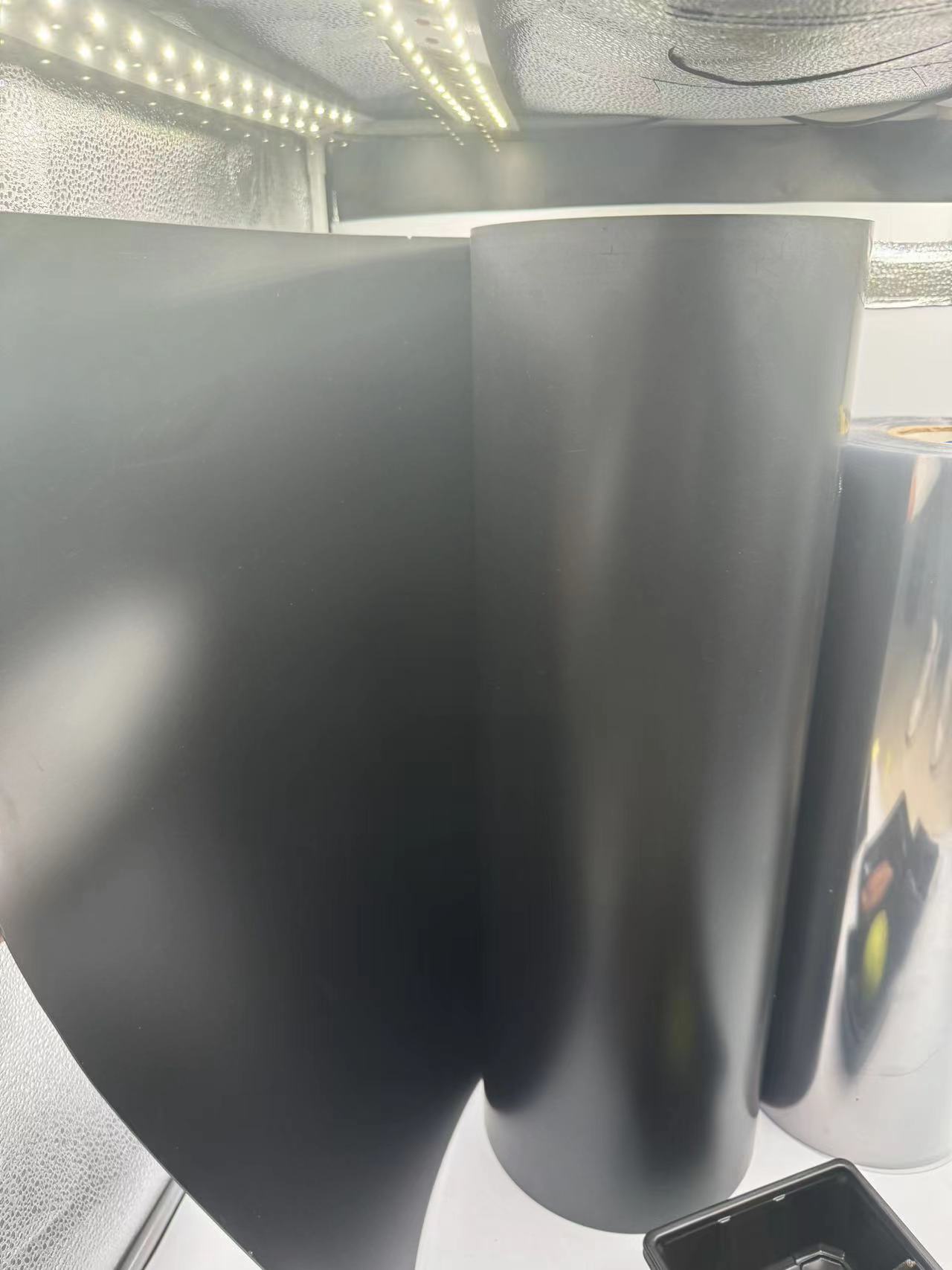 BLACK PET FILM THERMOFORMING