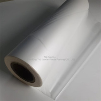 Film mat Bopp de 12 microns d'épaisseur pour la plastification et le compoundage.