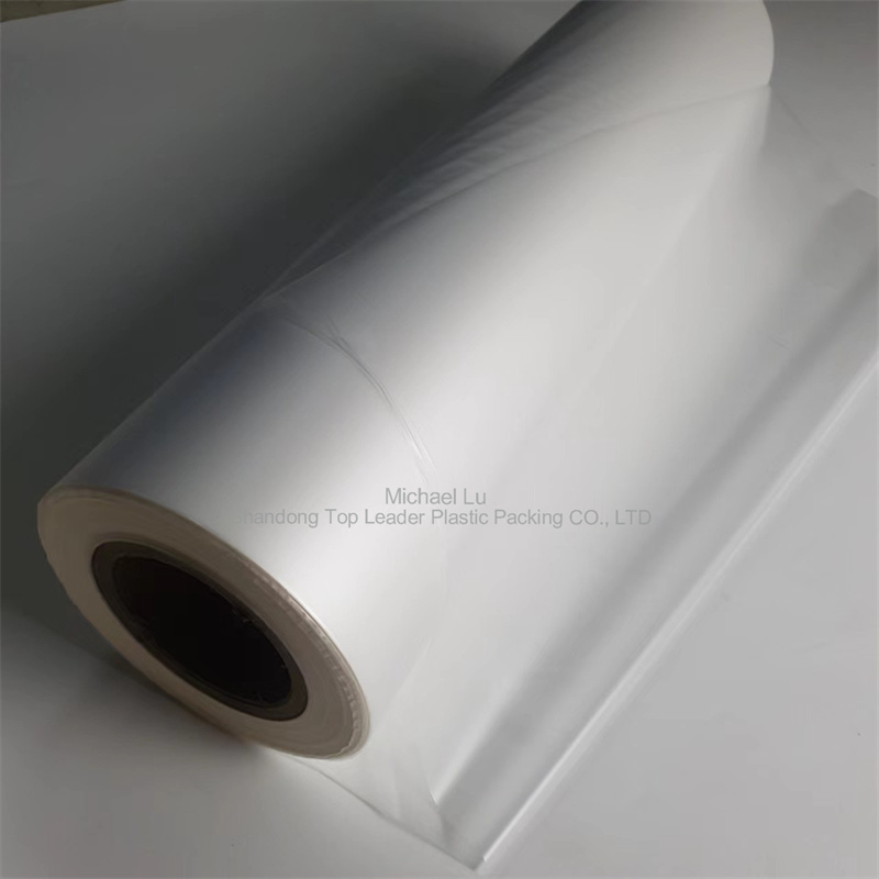 Film mat Bopp de 12 microns d'épaisseur pour la plastification et le compoundage.