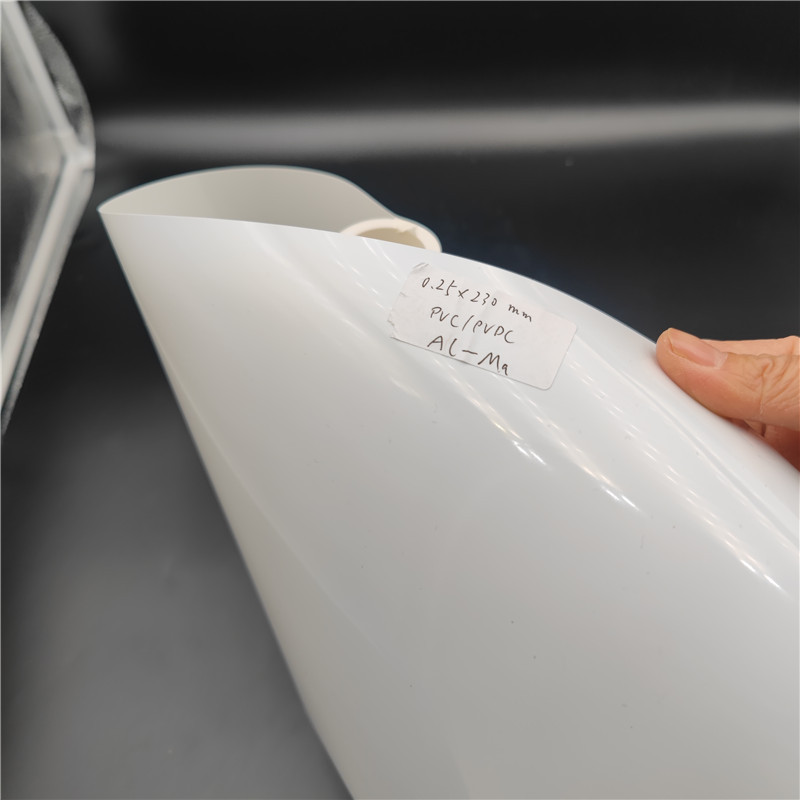 Plastična trda PVC folija, prozorna prozorna, fleksibilna PVC folija za termoformiranje