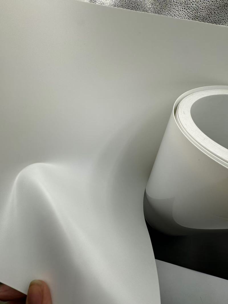 TL-PS-516 Les applications polyvalentes du thermoformage du film PS blanc