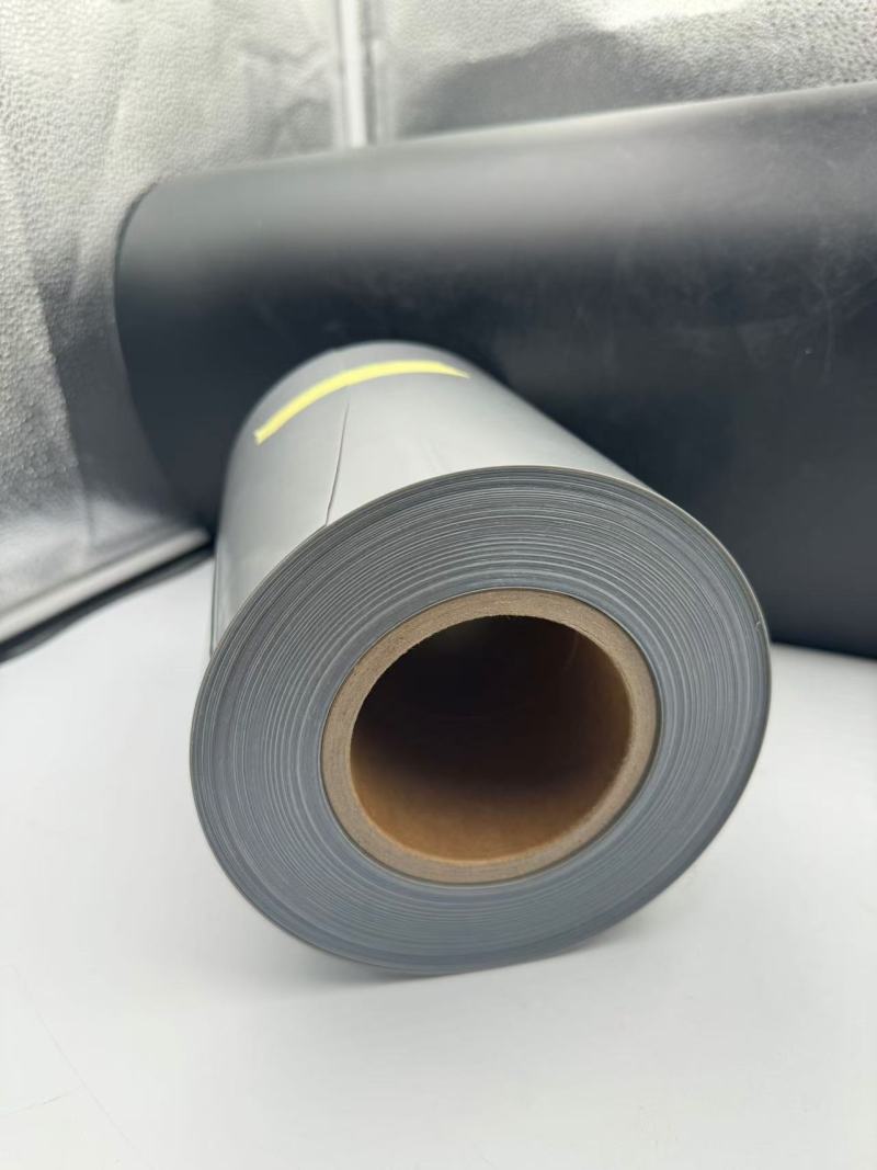 Film PVC gris TL-PVC-0059 dans un emballage sous blister pharmaceutique