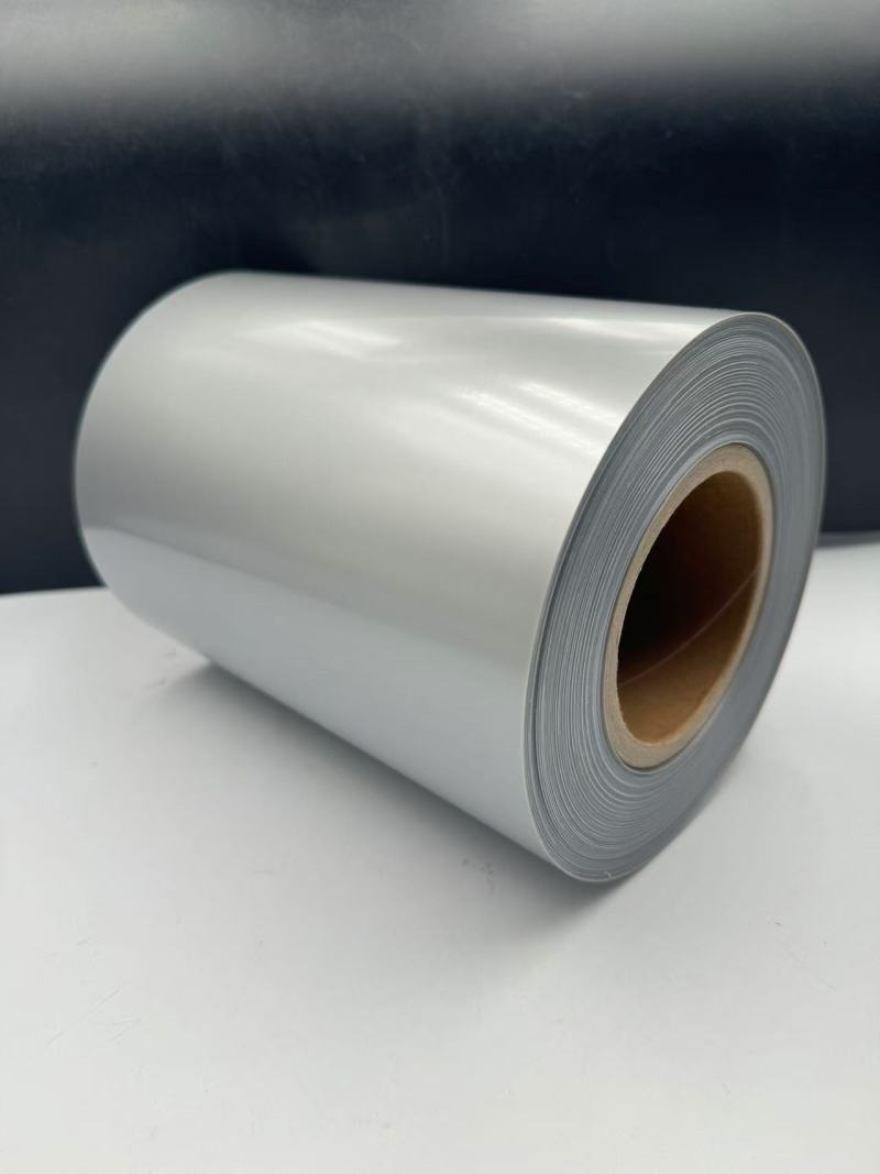 Film PVC gris TL-PVC-0059 dans un emballage sous blister pharmaceutique