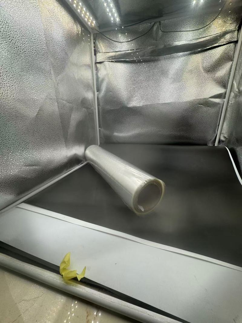 TL-BOPP-338 Applications polyvalentes du film BOPP transparent dans le laminage des couvertures de livres