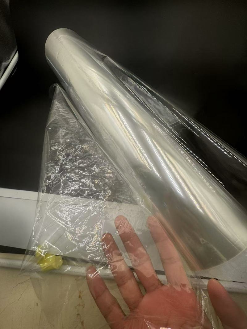 TL-BOPP-338 Applications polyvalentes du film BOPP transparent dans le laminage des couvertures de livres