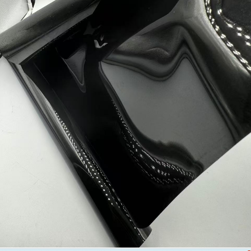 TL-PET-184 Uporaba črnega PET v elektronskih komponentah, odpornih na visoke temperature, izolacijo in toplotno izolacijo