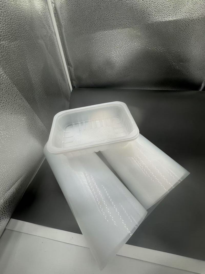 344 Transparente PP-Folie in Lebensmittel-Blisterboxen, Blisterschalen und Trinkbechern