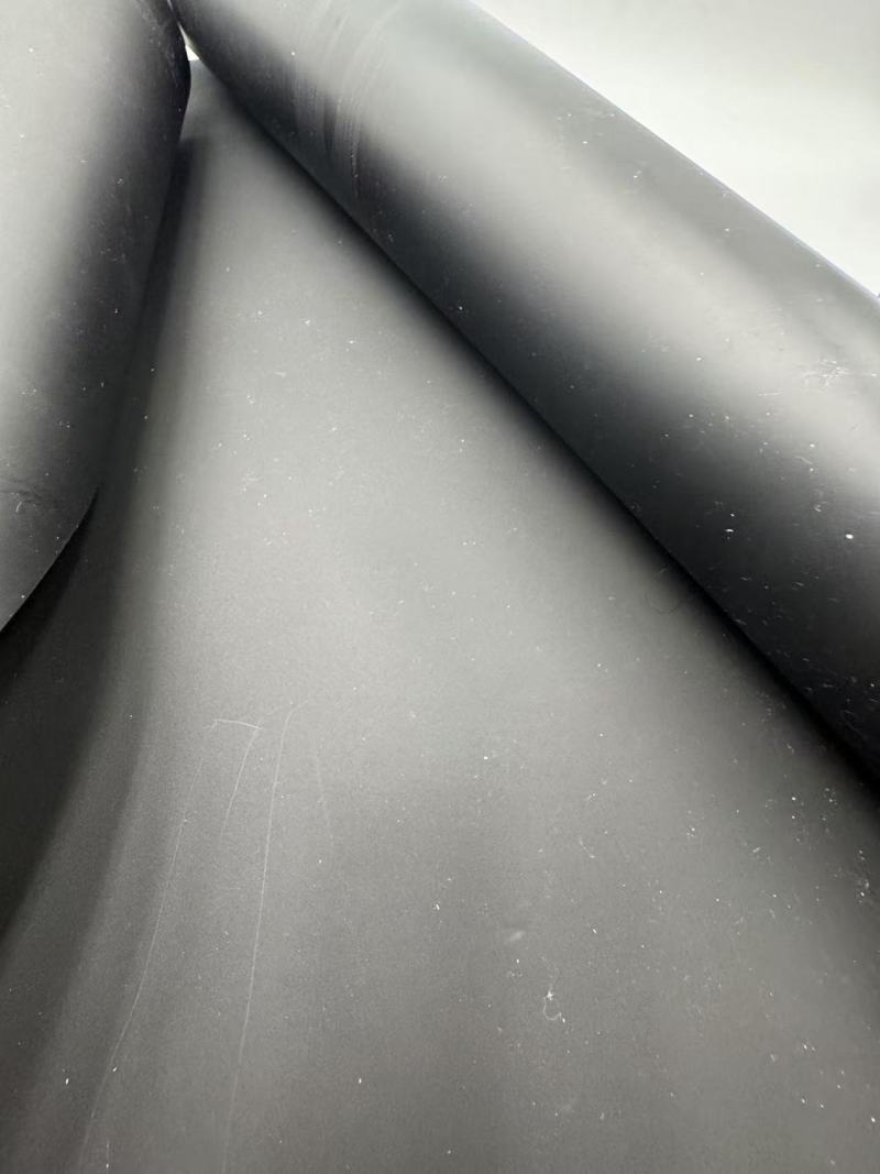 350ppỨng dụng đa dạng của màng chống cháy PP đen