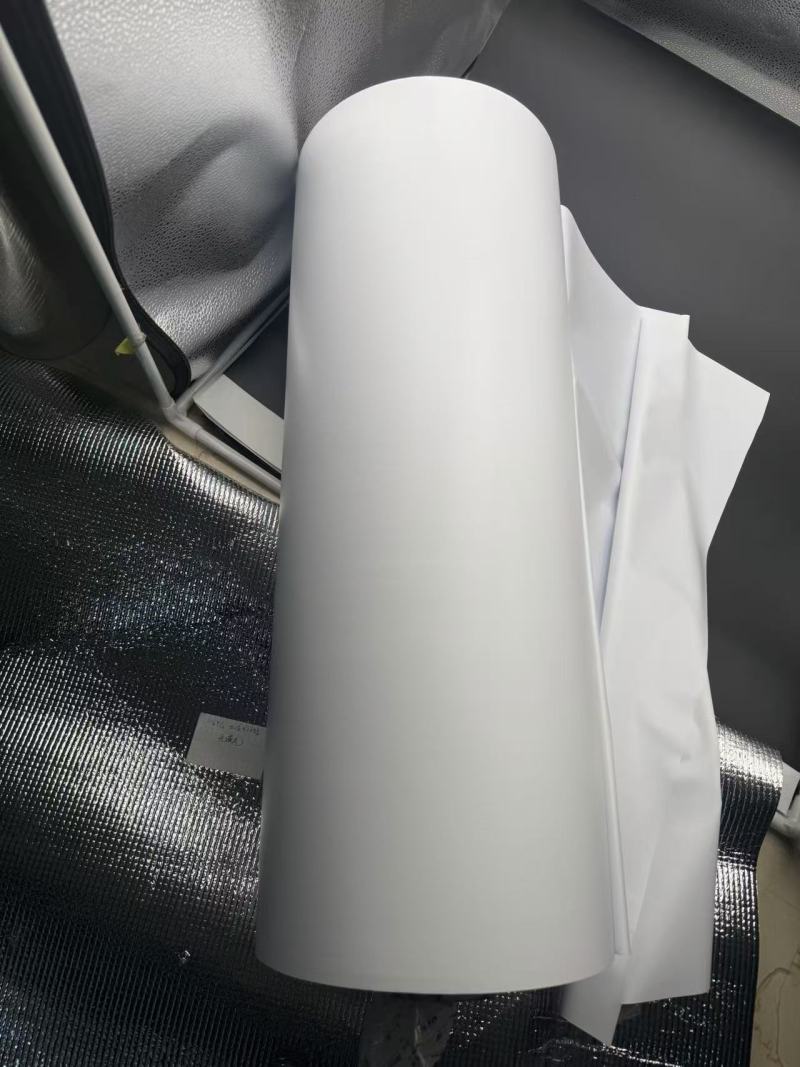 0083PVC Film PVC blanc pour urine : le premier choix pour la fabrication de sacs à urine - Ouvrir la voie à la médecine mondiale