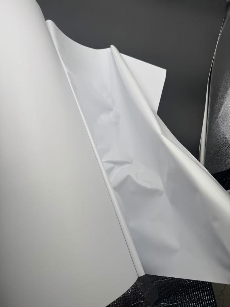 0083PVC Film PVC blanc pour urine : le premier choix pour la fabrication de sacs à urine - Ouvrir la voie à la médecine mondiale