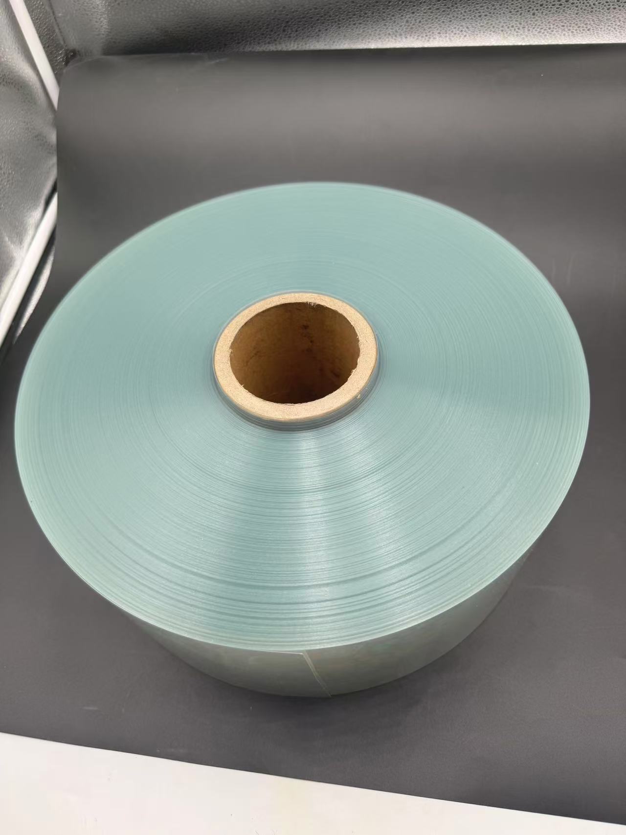 196 Διαφανές φιλμ ΚΑΤΟΙΚΙΔΙΟ ΖΩΟ ανθεκτικό σε υψηλές θερμοκρασίες: Χρήση στη θερμομόνωση και μόνωση ηλεκτρονικών και ηλεκτρικών συσκευών