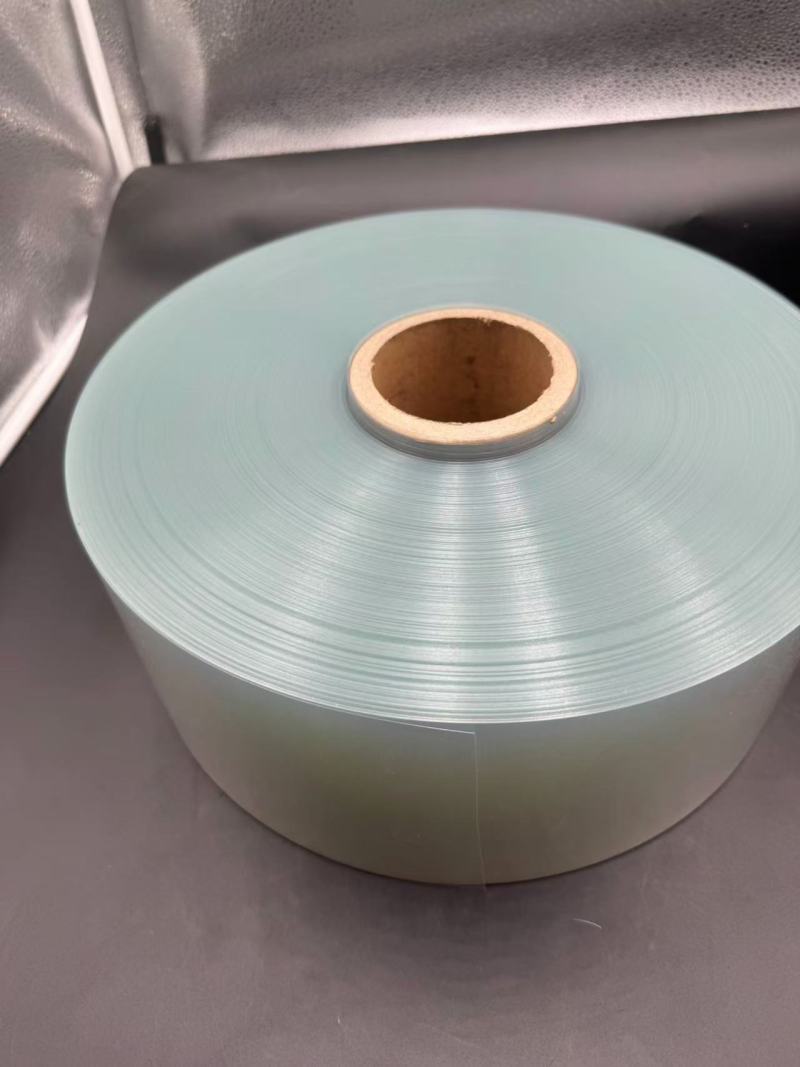 196 Película PET transparente resistente a altas temperaturas: uso en aislamiento térmico y aislamiento de aparatos electrónicos y eléctricos