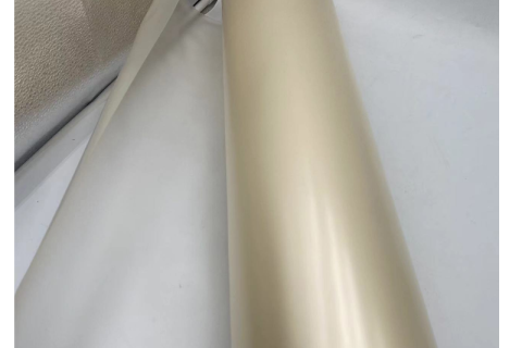 087 aplicații ale straturilor de uzură din PVC în fabricarea podelelor, protecția podelei, producția de panouri de perete, fabricarea cardurilor și protecția apei iazului cu pești,